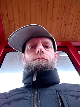 Snapshot of Kw8585kw chatting on December 22, 2025, 9:39 am Kw8585kw online show from December 22, 2025, 9:39 am