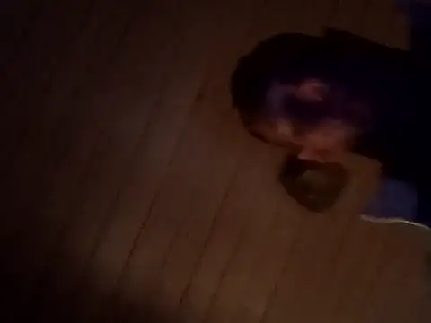 Snapshot of Kw8585kw chatting on January 16, 2026, 8:24 pm Kw8585kw online show from January 16, 2026, 8:24 pm