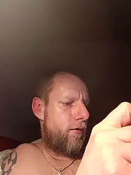 Snapshot of Kw8585kw chatting on February 28, 2026, 3:40 am Kw8585kw online show from February 28, 2026, 3:40 am