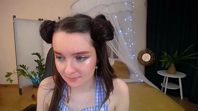 CloudGrace online show from January 29, 2025, 9:28 pm