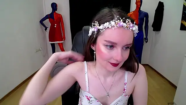 CloudGrace online show from February 4, 2025, 3:22 am