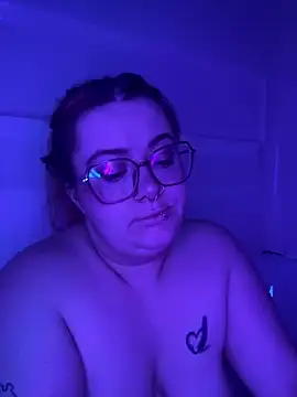 kaaybaby109 online show from December 31, 2024, 7:42 am