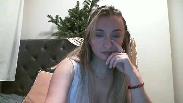 Snapshot of SusanCurt chatting on January 12, 2026, 4:23 pm SusanCurt online show from January 12, 2026, 4:23 pm