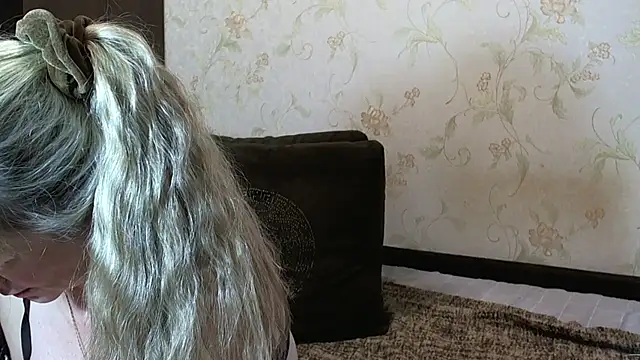 MARMELADINKA- online show from November 17, 2025, 9:48 am