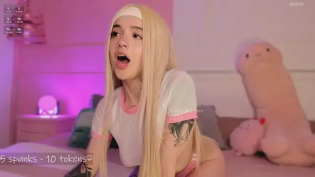  Tammara  online show from February 13, 2025, 7:31 pm