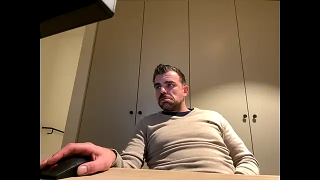 mrbigballs online show from November 15, 2025, 4:36 pm