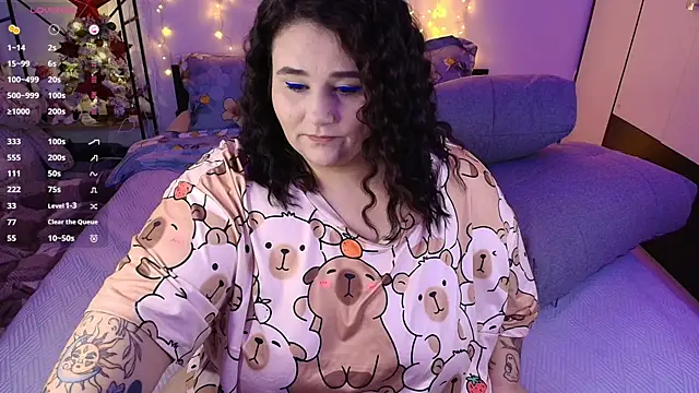 naughtykiss online show from December 17, 2025, 12:44 pm