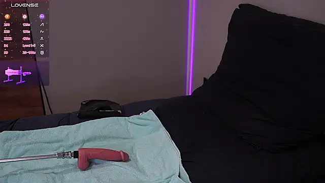 Snapshot of _eelusivee_ chatting on February 5, 2026, 10:31 am eelusivee online show from February 5, 2026, 10:31 am