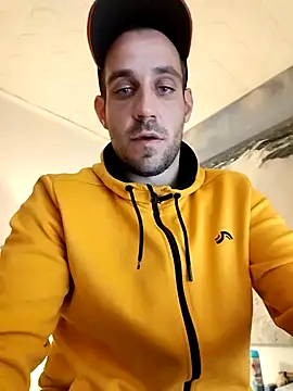 Codymc89 online show from November 29, 2025, 8:06 am