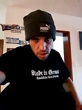 Snapshot of Codymc89 chatting on January 7, 2026, 9:01 am Codymc89 online show from January 7, 2026, 9:01 am