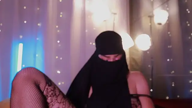 sweet diazzz online show from October 25, 2025, 7:08 pm