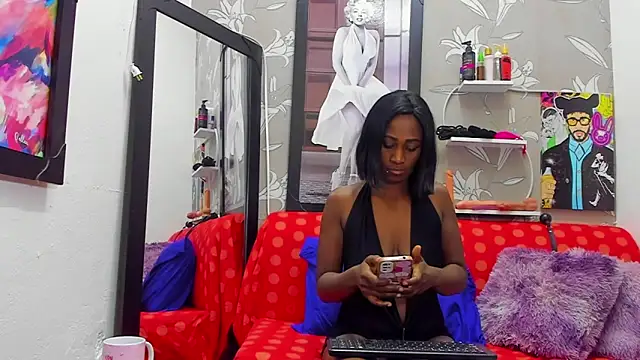 stNatashaBrunette online show from November 20, 2025, 4:40 pm