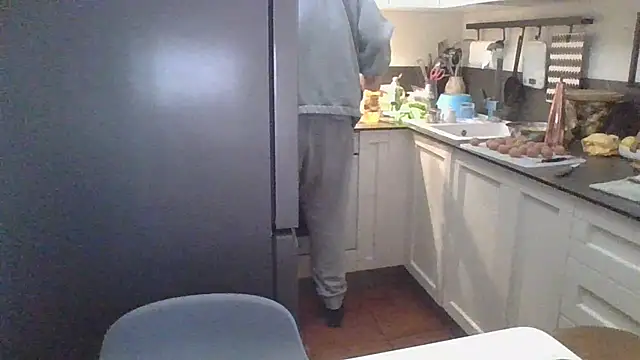 ANONIMO7735 online show from March 9, 2025, 11:36 am