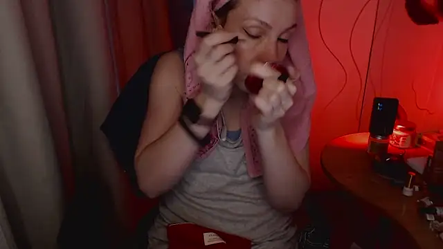 JohansonKatie online show from January 15, 2025, 6:54 am