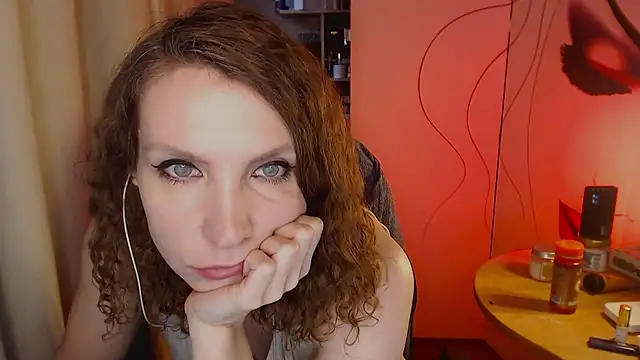 JohansonKatie online show from January 19, 2025, 6:53 am