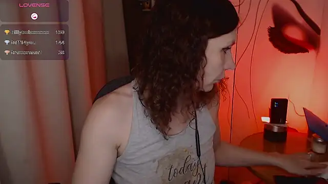 JohansonKatie online show from February 14, 2025, 3:15 pm