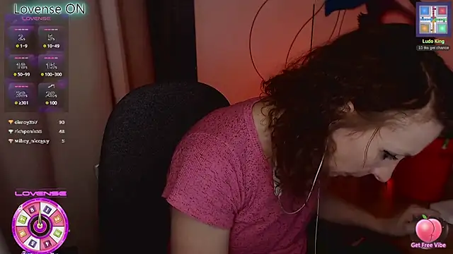 JohansonKatie online show from February 24, 2025, 3:09 pm