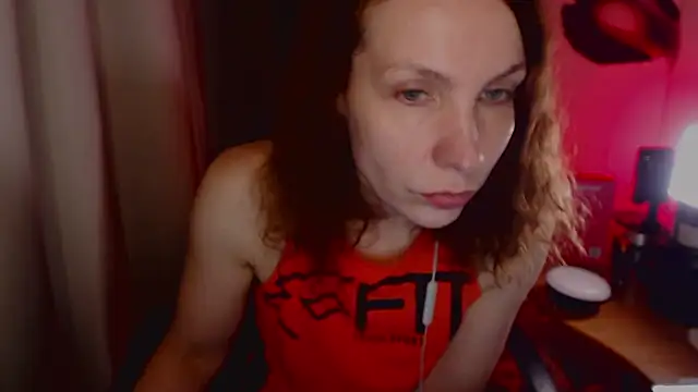 JohansonKatie online show from March 18, 2025, 3:20 am