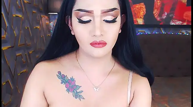 Snapshot of KylieMaxwellCaulfield_TS chatting on January 19, 2025, 12:28 am KylieMaxwellCaulfield TS online show from January 19, 2025, 12:28 am