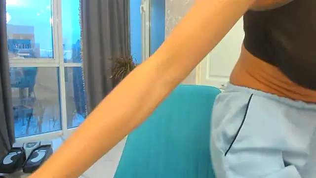 Snapshot of Iris_cherry chatting on February 21, 2025, 6:37 pm Iris cherry online show from February 21, 2025, 6:37 pm