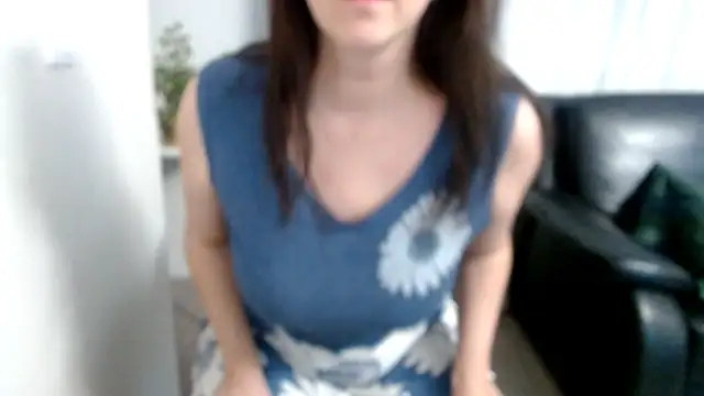 Snapshot of SofiaLenis chatting on November 22, 2025, 1:54 pm SofiaLenis online show from November 22, 2025, 1:54 pm