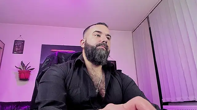 Snapshot of ChristophJules chatting on December 18, 2024, 11:40 pm ChristophJules online show from December 18, 2024, 11:40 pm