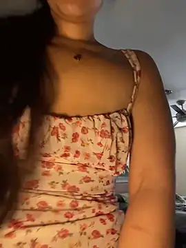 Evie-Luna online show from January 11, 2026, 7:19 pm