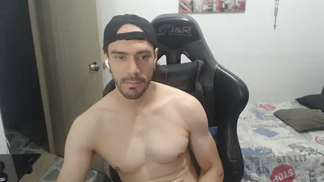samuelgarcia  online show from July 25, 2026, 8:23 am