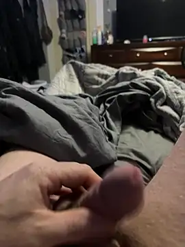 Snapshot of mirandamark2020 chatting on February 15, 2026, 2:58 pm mirandamark2020 online show from February 15, 2026, 2:58 pm