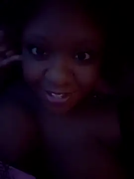 Snapshot of 6lue6a6y69 chatting on December 5, 2025, 4:21 am 6lue6a6y69 online show from December 5, 2025, 4:21 am