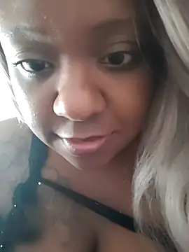 Snapshot of 6lue6a6y69 chatting on December 16, 2025, 2:55 pm 6lue6a6y69 online show from December 16, 2025, 2:55 pm