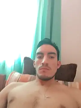 Snapshot of TommyMomentum chatting on November 30, 2025, 5:06 pm TommyMomentum online show from November 30, 2025, 5:06 pm