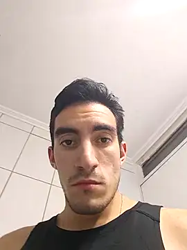 Snapshot of TommyMomentum chatting on December 22, 2025, 4:53 am TommyMomentum online show from December 22, 2025, 4:53 am