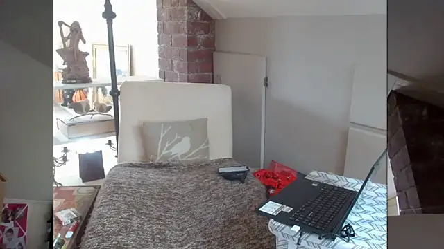 MissMara2021 online show from March 14, 2025, 6:50 pm