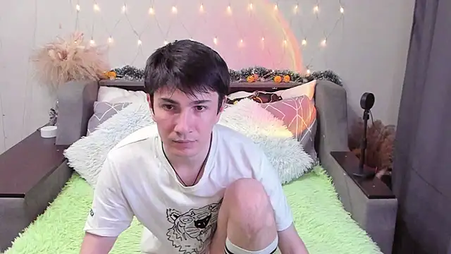 Yumi steve online show from November 16, 2025, 4:45 pm