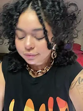 Snapshot of PrincessLauren420 chatting on March 9, 2025, 5:17 pm PrincessLauren420 online show from March 9, 2025, 5:17 pm