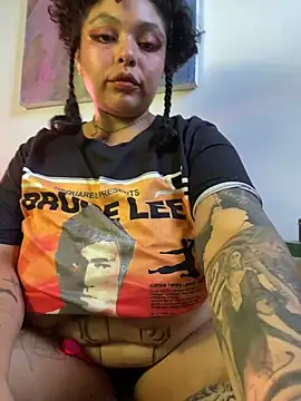 Snapshot of PrincessLauren420 chatting on October 14, 2025, 7:47 pm PrincessLauren420 online show from October 14, 2025, 7:47 pm