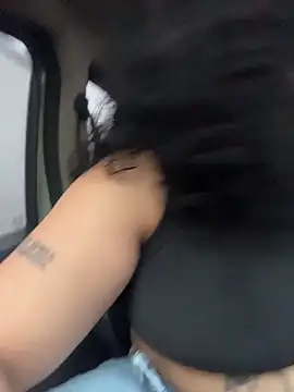 Snapshot of PrincessLauren420 chatting on December 18, 2025, 11:38 am PrincessLauren420 online show from December 18, 2025, 11:38 am