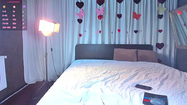 Snapshot of JesikaLooove chatting on February 13, 2026, 7:48 am JesikaLooove online show from February 13, 2026, 7:48 am