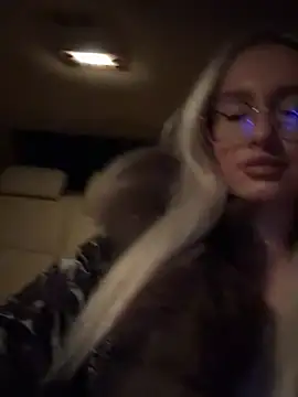 mollyxxx online show from December 15, 2024, 2:30 am