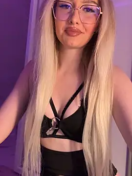 mollyxxx online show from January 31, 2025, 10:10 pm