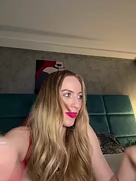 Snapshot of RockQueen_A chatting on January 14, 2025, 5:01 pm RockQueen A online show from January 14, 2025, 5:01 pm
