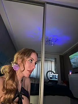 Snapshot of RockQueen_A chatting on January 28, 2025, 8:47 am RockQueen A online show from January 28, 2025, 8:47 am