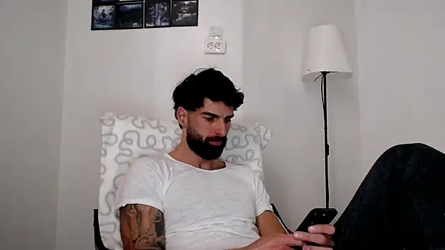 Verycutex online show from March 1, 2026, 9:22 am