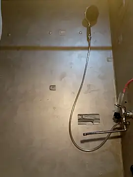 Snapshot of milosek81 chatting on September 12, 2025, 10:32 pm milosek81 online show from September 12, 2025, 10:32 pm