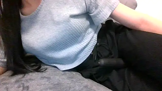 Snapshot of Sexy_asianxx chatting on March 10, 2026, 4:17 am Sexy asianxx online show from March 10, 2026, 4:17 am