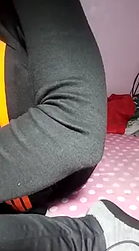 loveyou246 online show from February 20, 2025, 10:05 am