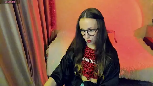 Snapshot of CurlySteph chatting on October 20, 2025, 7:14 pm CurlySteph online show from October 20, 2025, 7:14 pm