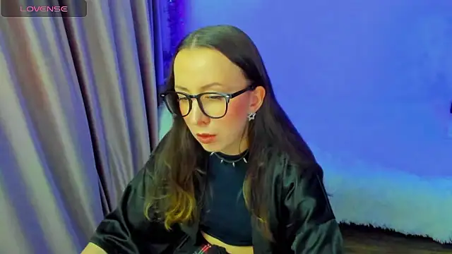 Snapshot of CurlySteph chatting on January 16, 2026, 4:33 pm CurlySteph online show from January 16, 2026, 4:33 pm