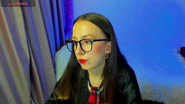 Snapshot of CurlySteph chatting on January 17, 2026, 5:49 pm CurlySteph online show from January 17, 2026, 5:49 pm